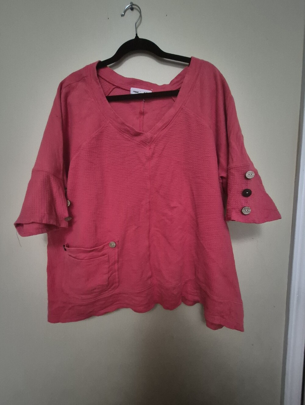 Neon Buddha 2x Women’s V-Neck Button Sleeve Tunic Top in Pink